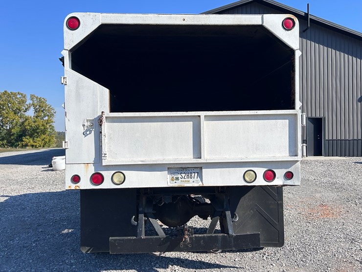2002-international-durastar-4400-image-6