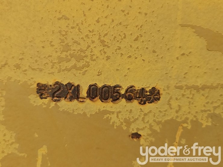 caterpillar-928f-image-24