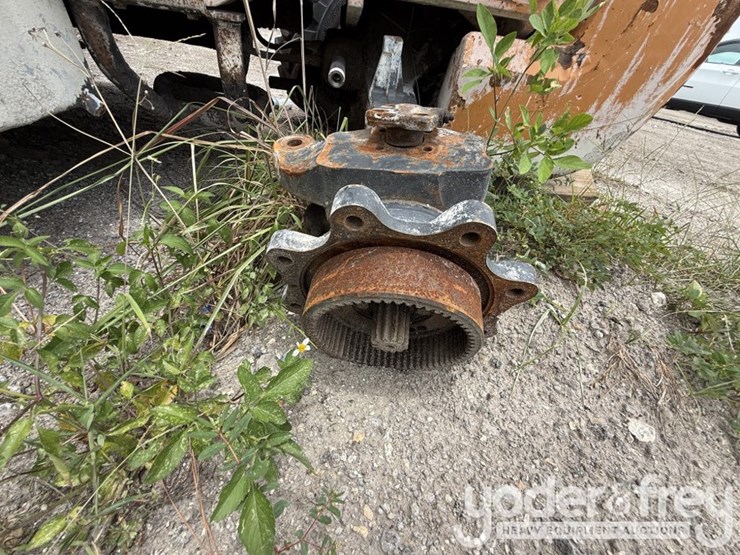 2018-case-586h-image-6