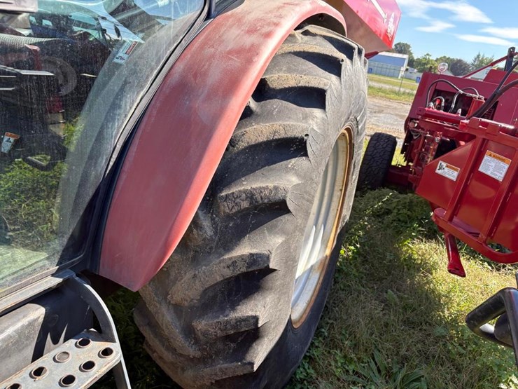 mahindra-7010-image-11