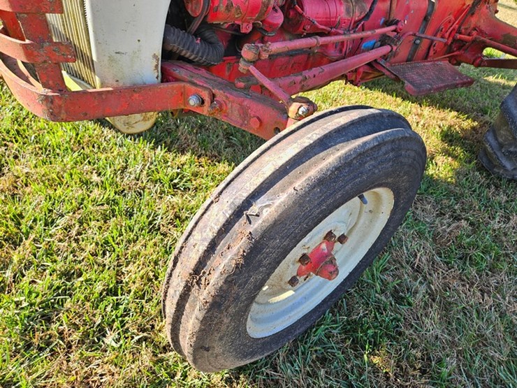 ford-8n-image-11