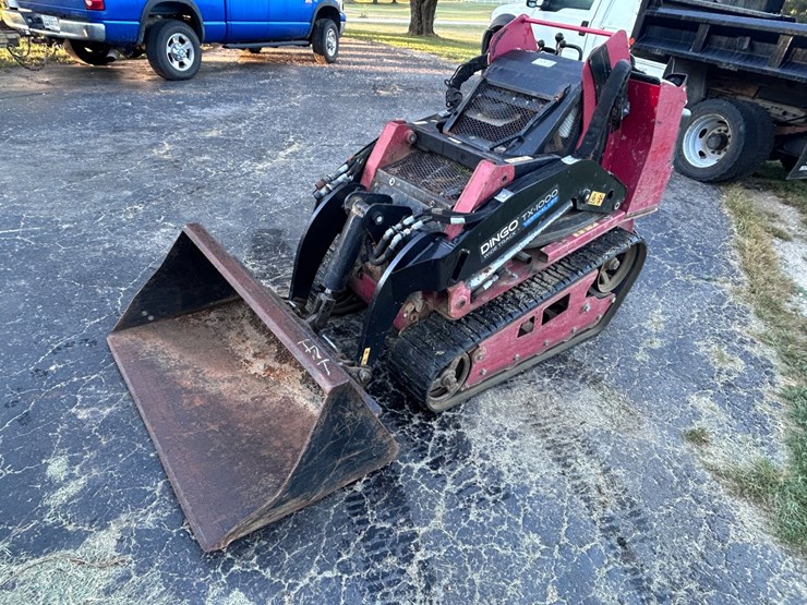 #94-•-2018-toro-dingo-tx1000-mini-skid-steer-image-1