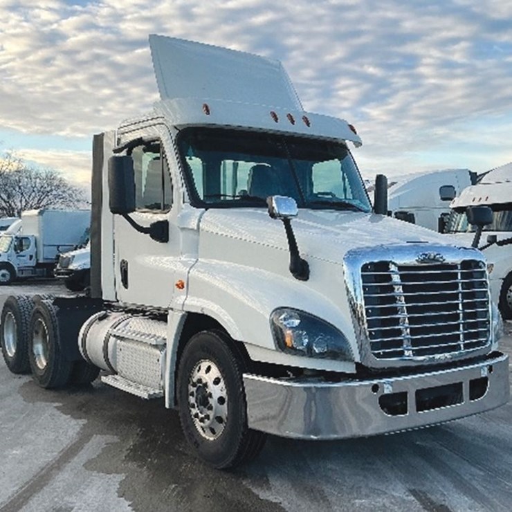 2019 FREIGHTLINER CASCADIA 125