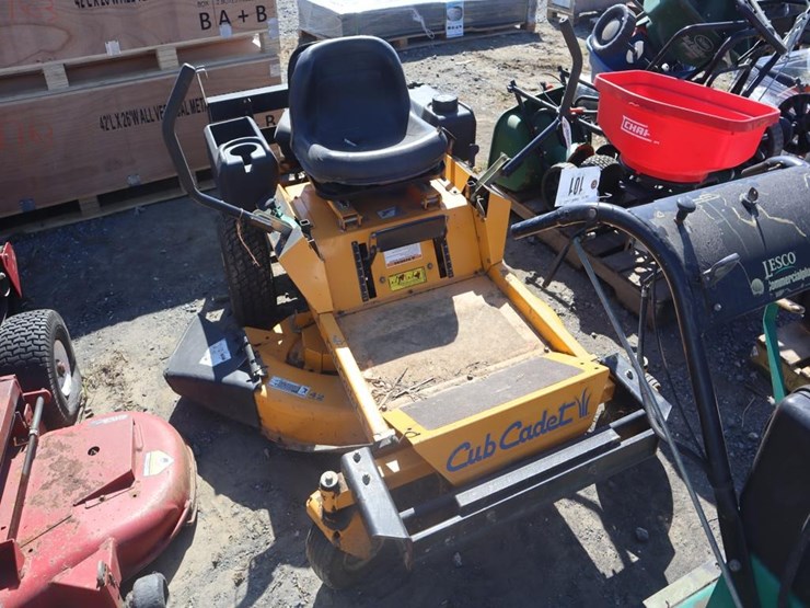 cub-cadet-zero-turn-mower-image-3