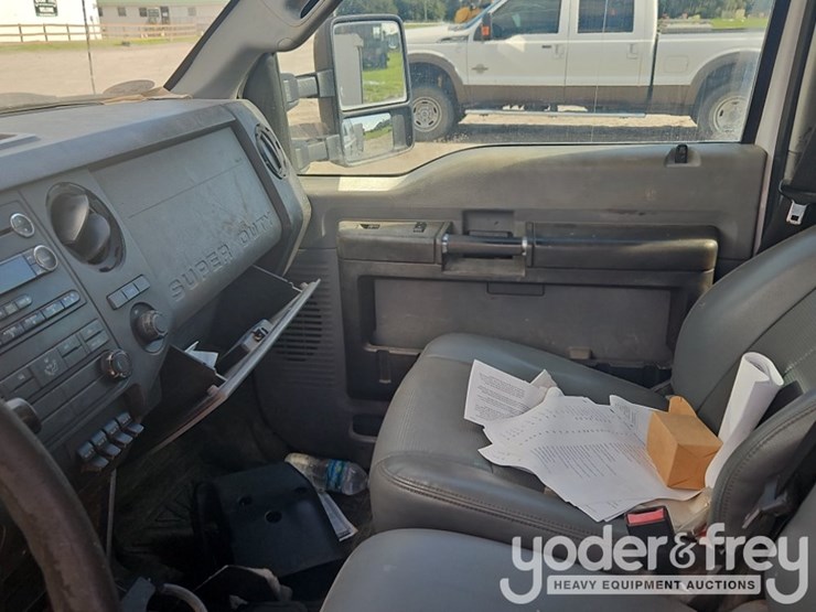 2014-ford-f350-xl-image-26