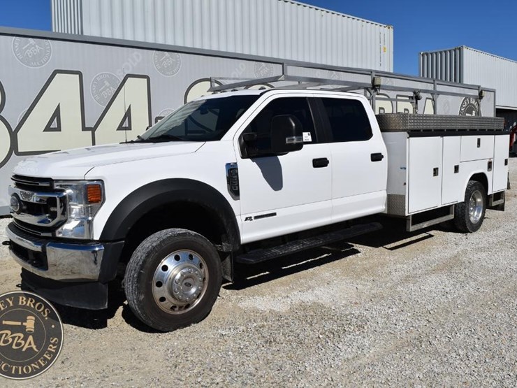 2020-ford-f550-xl-image-8