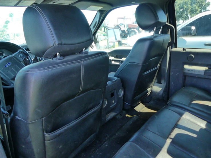 2013-ford-f550-lariat-image-9