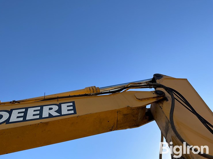 2005-deere-160c-lc-image-16