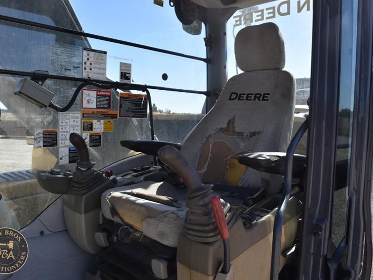 2013-deere-290g-lc-image-10