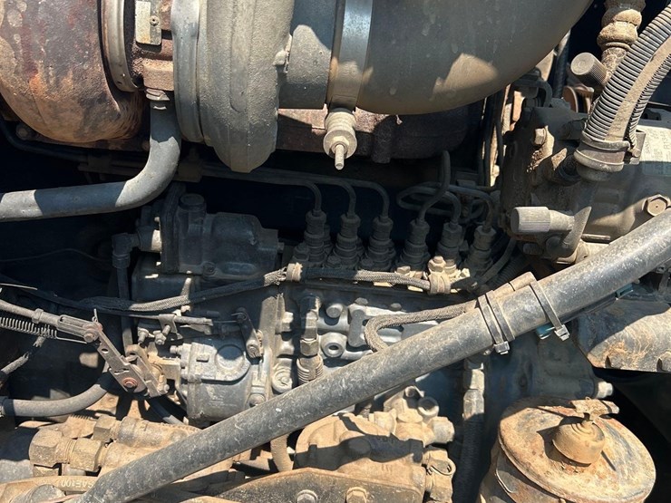 1996-mack-rd690s-image-21
