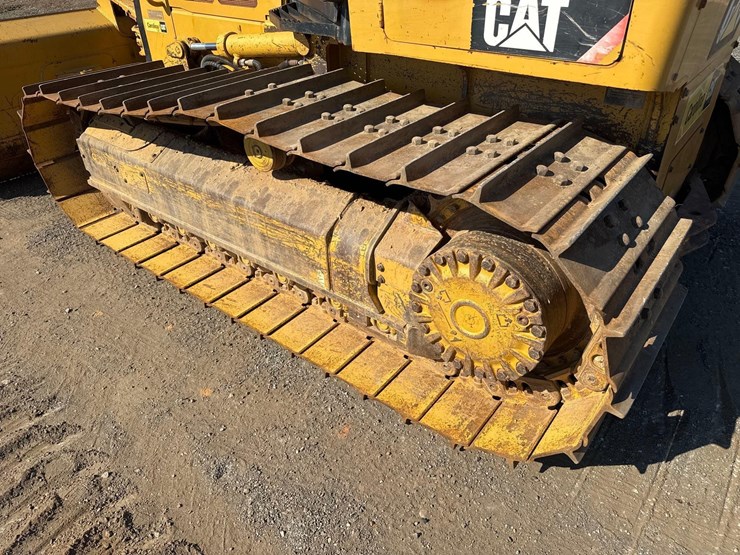 2014-caterpillar-d5k-lgp-image-19