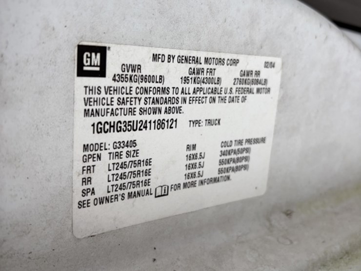 2004-chevrolet-express-bucket-van-image-10