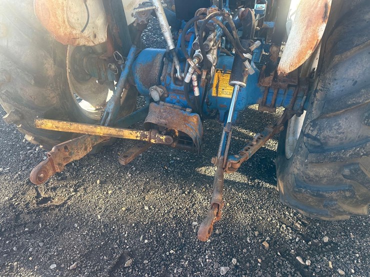 ford-7310-image-38