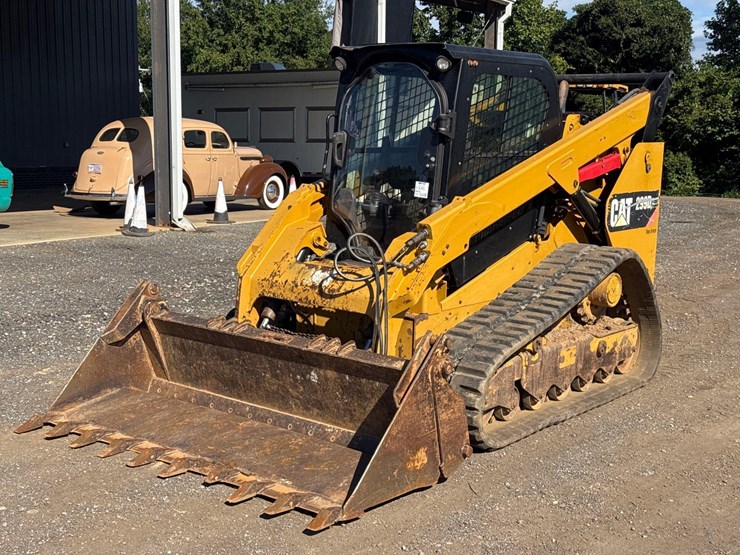 2016-caterpillar-299d2-image-1