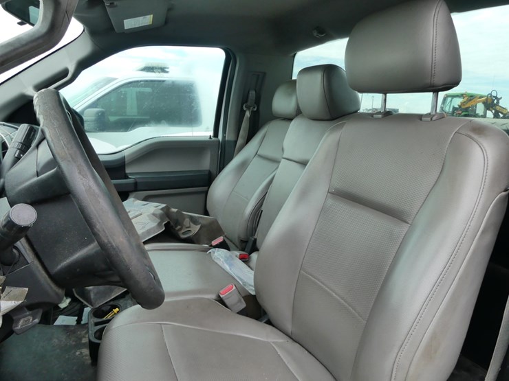 2015-ford-f150-xl-image-9