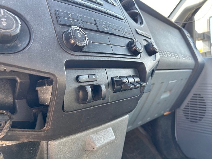 2012-ford-f250-image-41