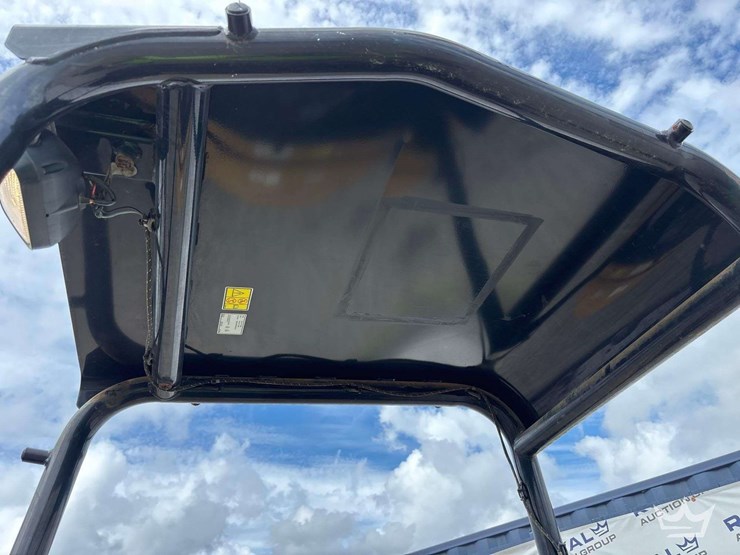 2018-caterpillar-303e-mini-excavator-image-21