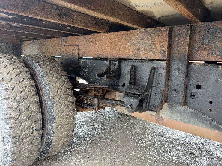 2006-chevrolet-silverado-3500-image-15