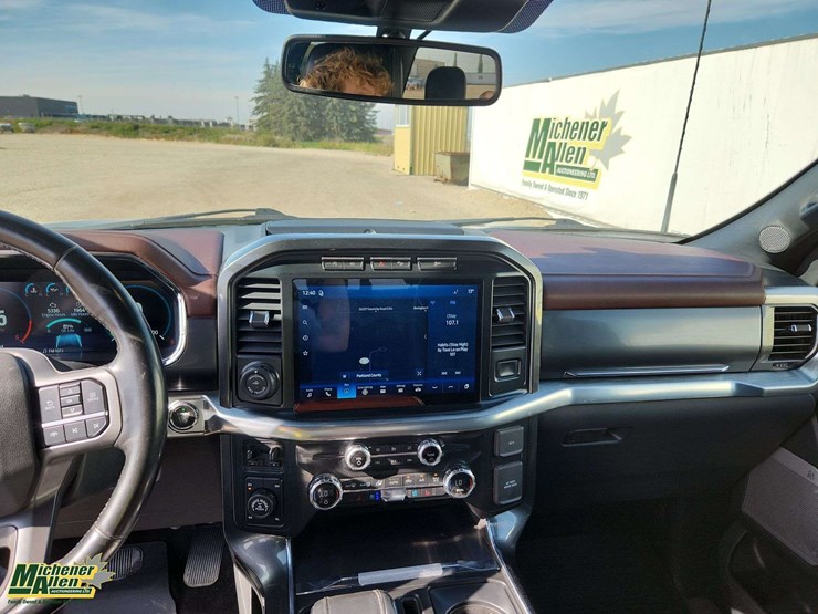 2021-ford-f150-image-18