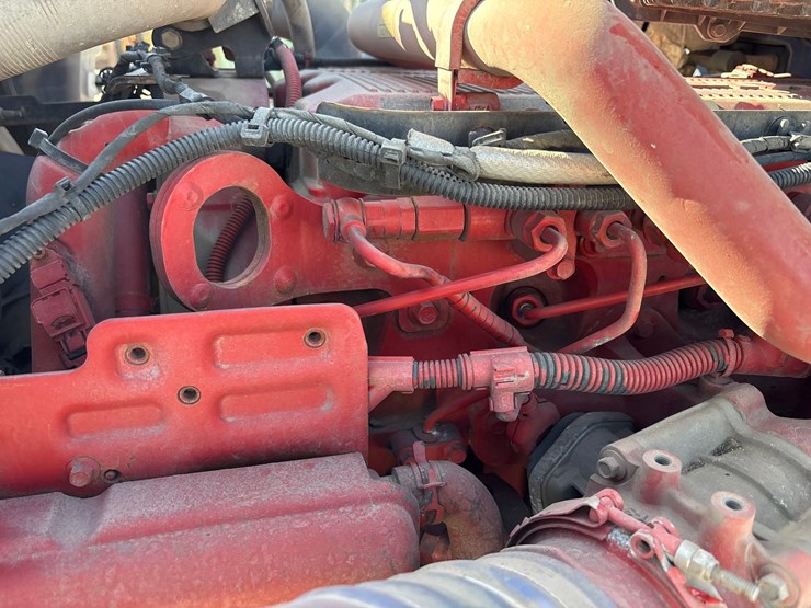 2018-kenworth-t680-image-47