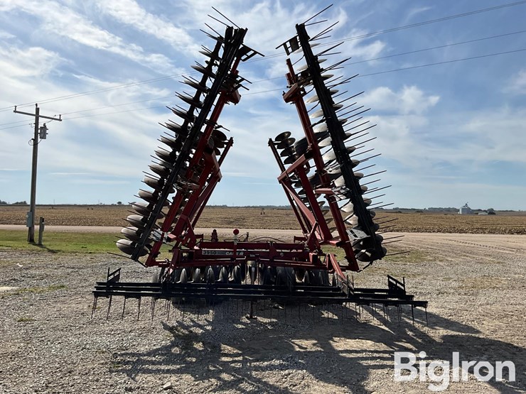 case-ih-3950-image-6