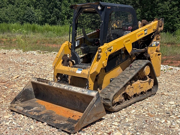 2019-caterpillar-249d-image-1