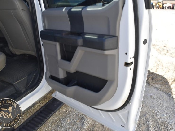 2020-ford-f550-xl-image-57