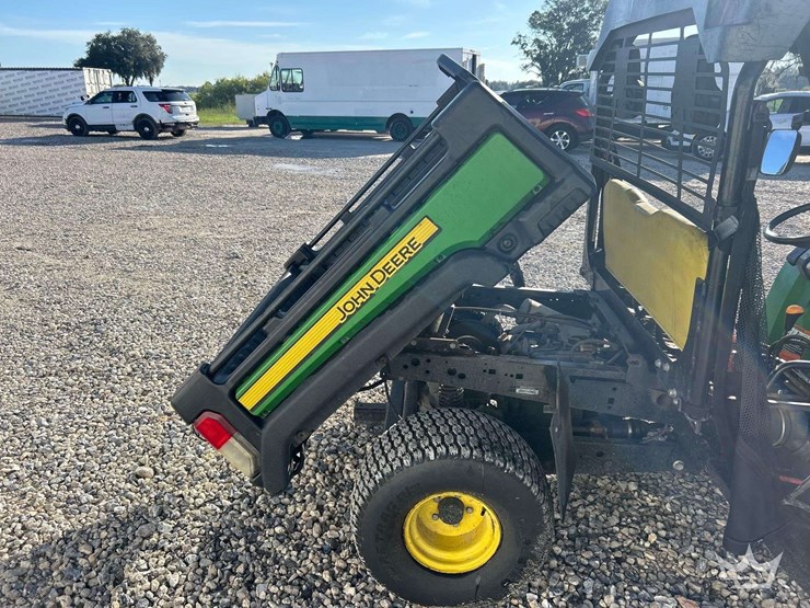 2019-john-deere-hpx615e-4x4-gas-utility-cart-image-10