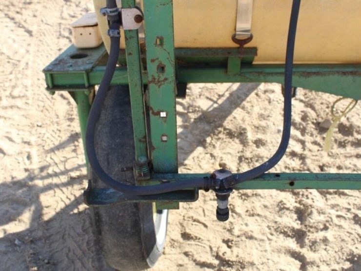 john-deere-200-image-23