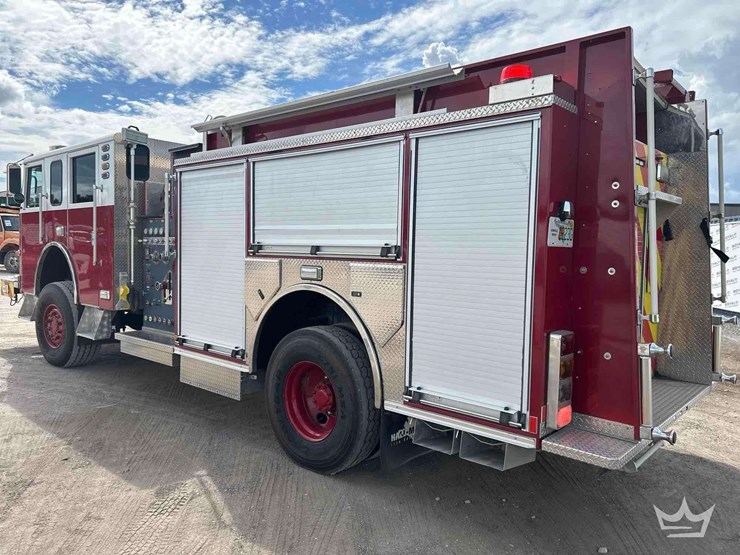 2003-pierce-4x4-rescue-pumper-fire-truck-image-4
