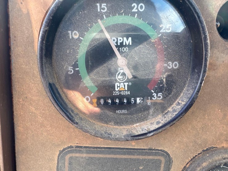 2000-caterpillar-613c-image-29