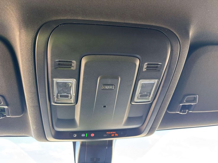 2022-chevrolet-tahoe-image-15