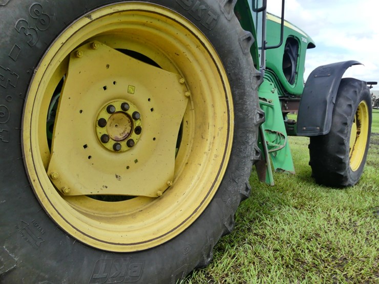 john-deere-7130-image-8