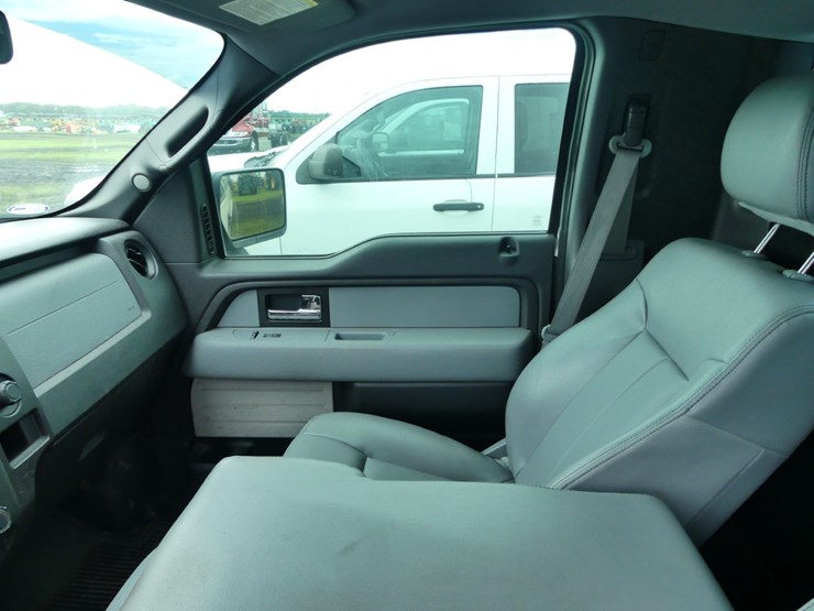 2013-ford-f150-xl-image-10