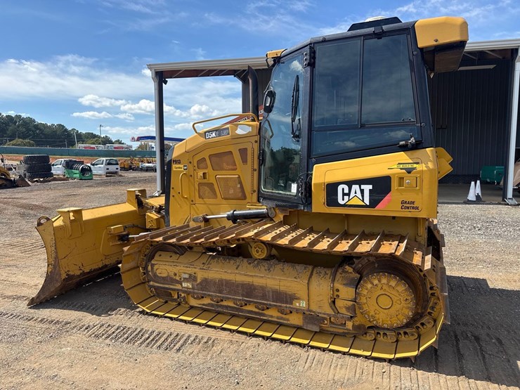 2017-caterpillar-d5k2-lgp-image-3