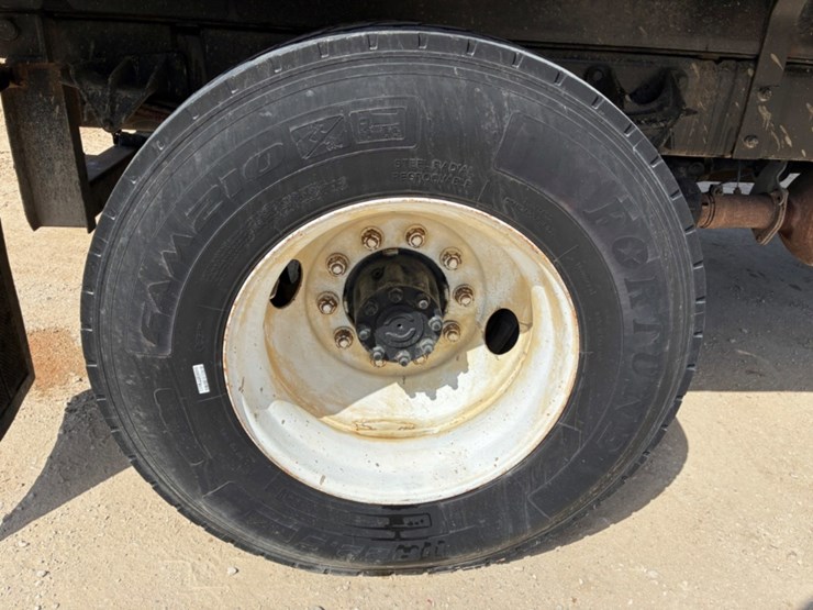 2013-international-durastar-4300-image-11