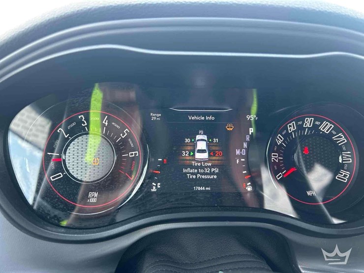 2023-dodge-challenger-coupe-image-15
