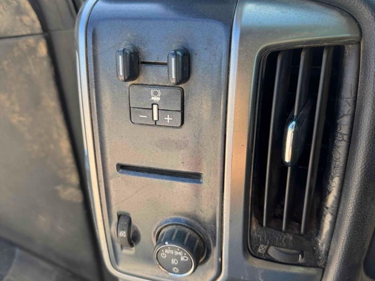2014-chevrolet-silverado-1500-image-16