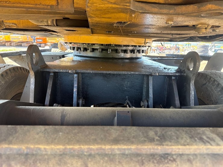 1995-caterpillar-m318c-image-19