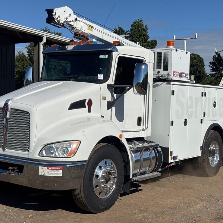 2018 KENWORTH T370