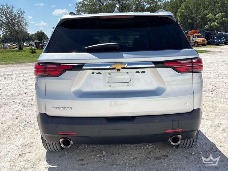 2022-chevrolet-traverse-image-22