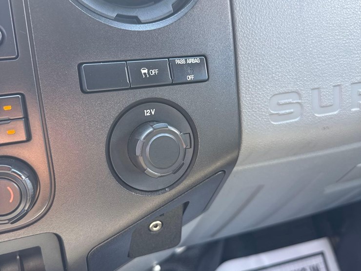 2012-ford-f250-xl-image-20