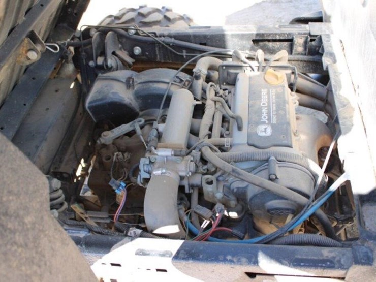 john-deere-gator-image-22