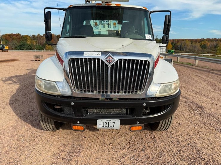 2008-international-durastar-4300-image-21