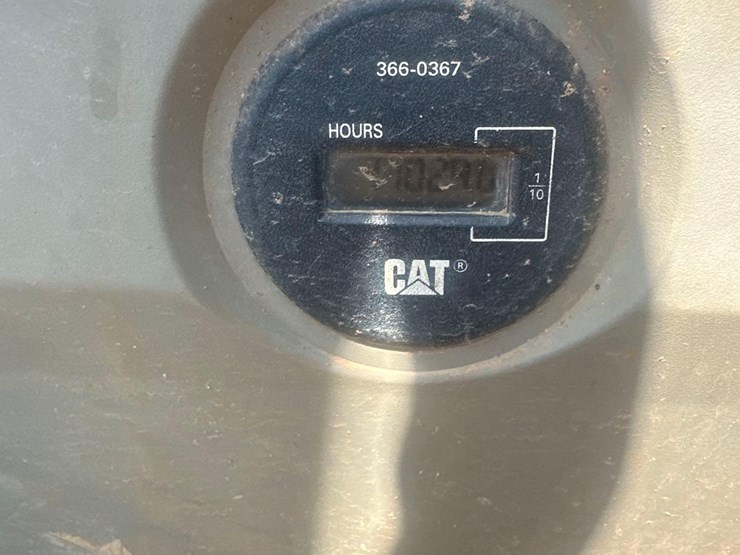 2017-caterpillar-336fl-image-39