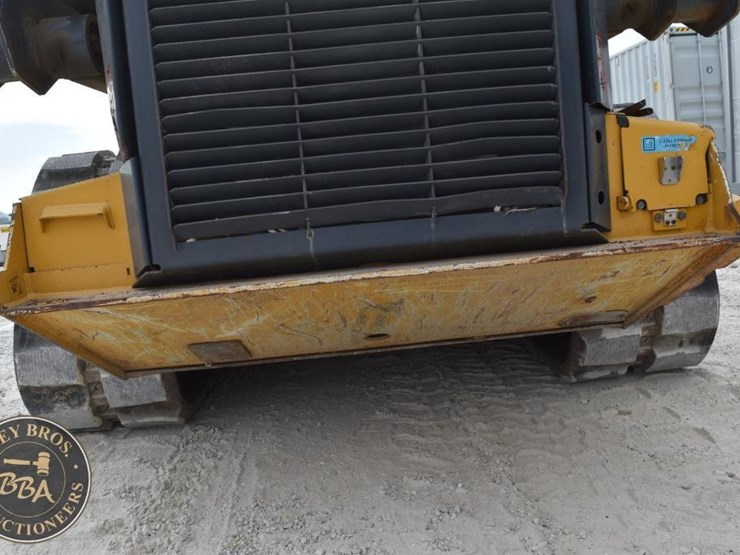 2018-deere-333g-image-32