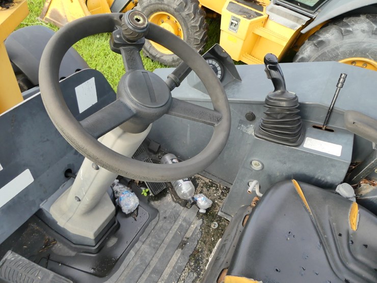 deere-304k-image-12