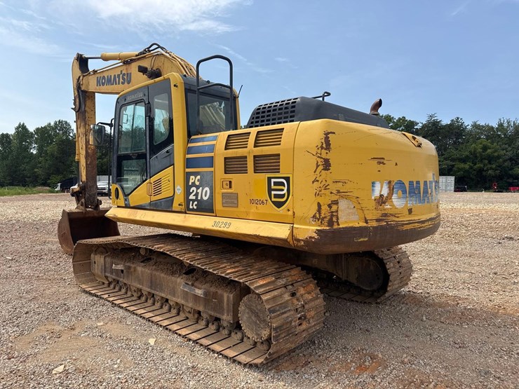2013-komatsu-pc210-lc-10-image-3
