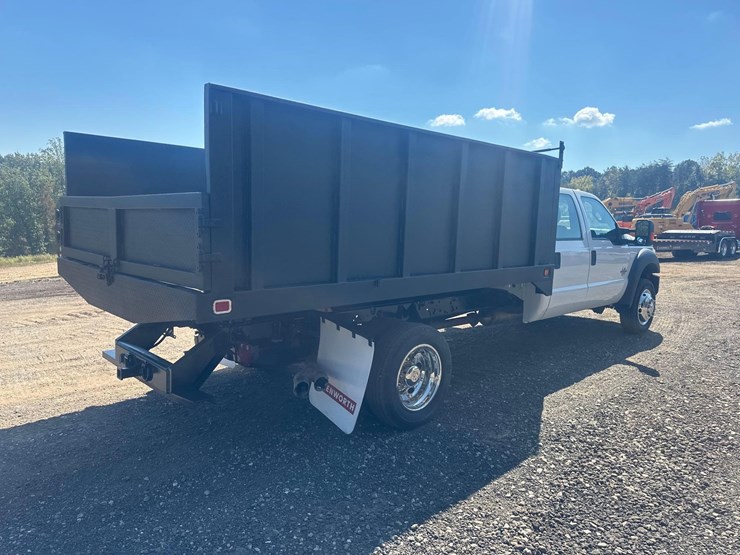 2016-ford-f550-image-12