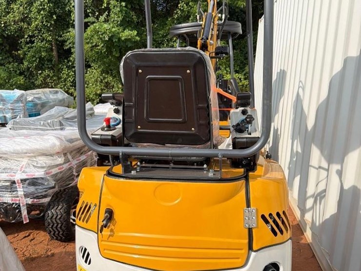 2025-sdle20-mini-excavator-image-3
